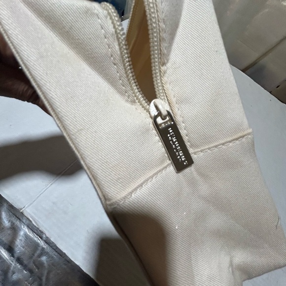 Burberry Cream Canvas Bag - Picture 6 of 9